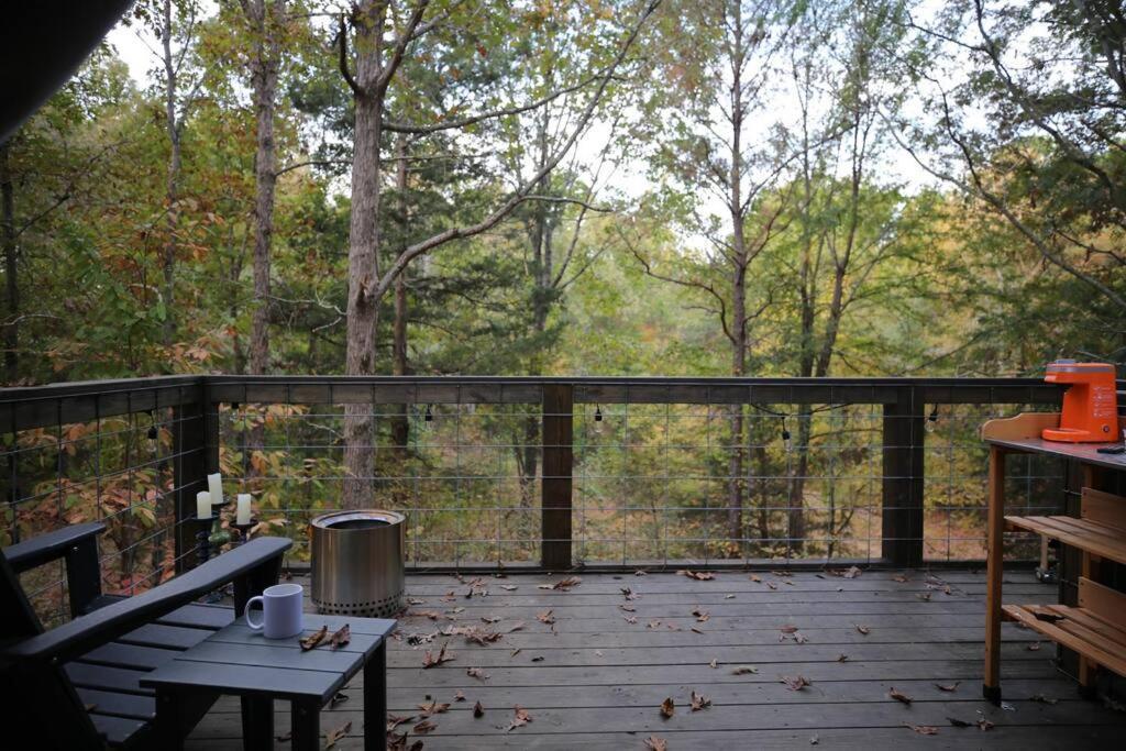Bohamia - Cozy A-Frame Glamp On 268 Acre Forest Retreat 탈라데가 외부 사진